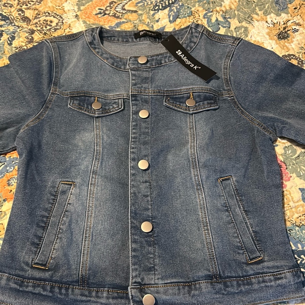 Women’s blue jean jacket